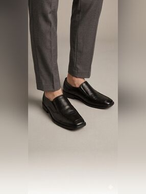 Boys size 3, Black Sonoma dress up shoes with memory foam